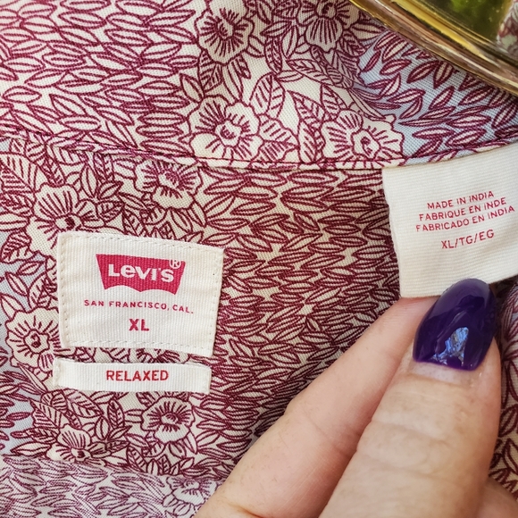 Levi's Hawaiian Button Down Short Sleeve  Relaxed Fit  XL - Picture 4 of 9